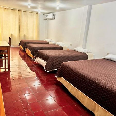 Hostal Muyuyo Puerto Ayora  Exteriör bild